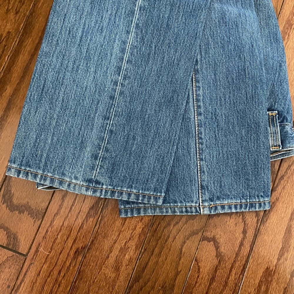 Levi Men’s 501 Jeans - Picture 2 of 8